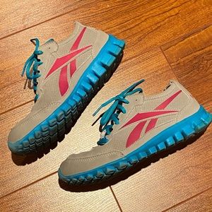 Reebok Grey/Highlighter Blue Runners